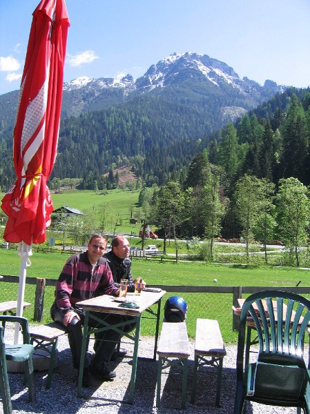 neuimg_1815.jpg - Erste Pause in den österreichischen Alpen